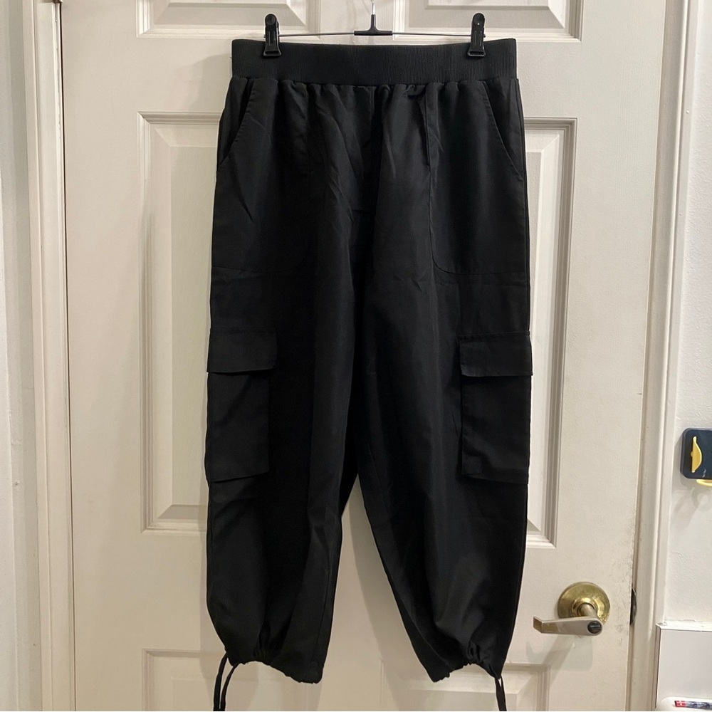 Shein Capri Pants - Black - L